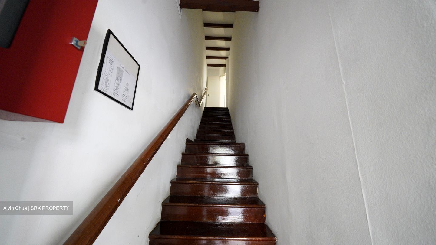 Jalan Sultan (D7), Office #501702831